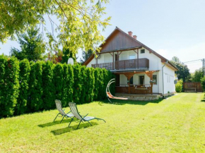 Holiday Home Aurora by Interhome, Zamárdi